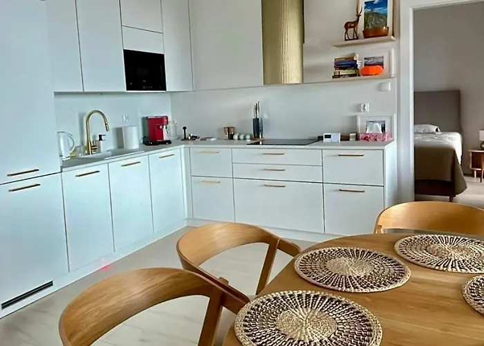 Sunny Slope Apartment